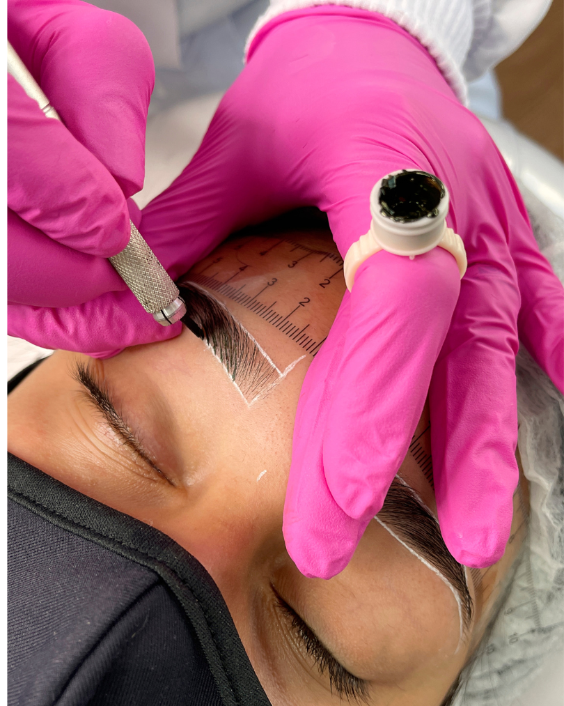 microblading/ pelo a pelo